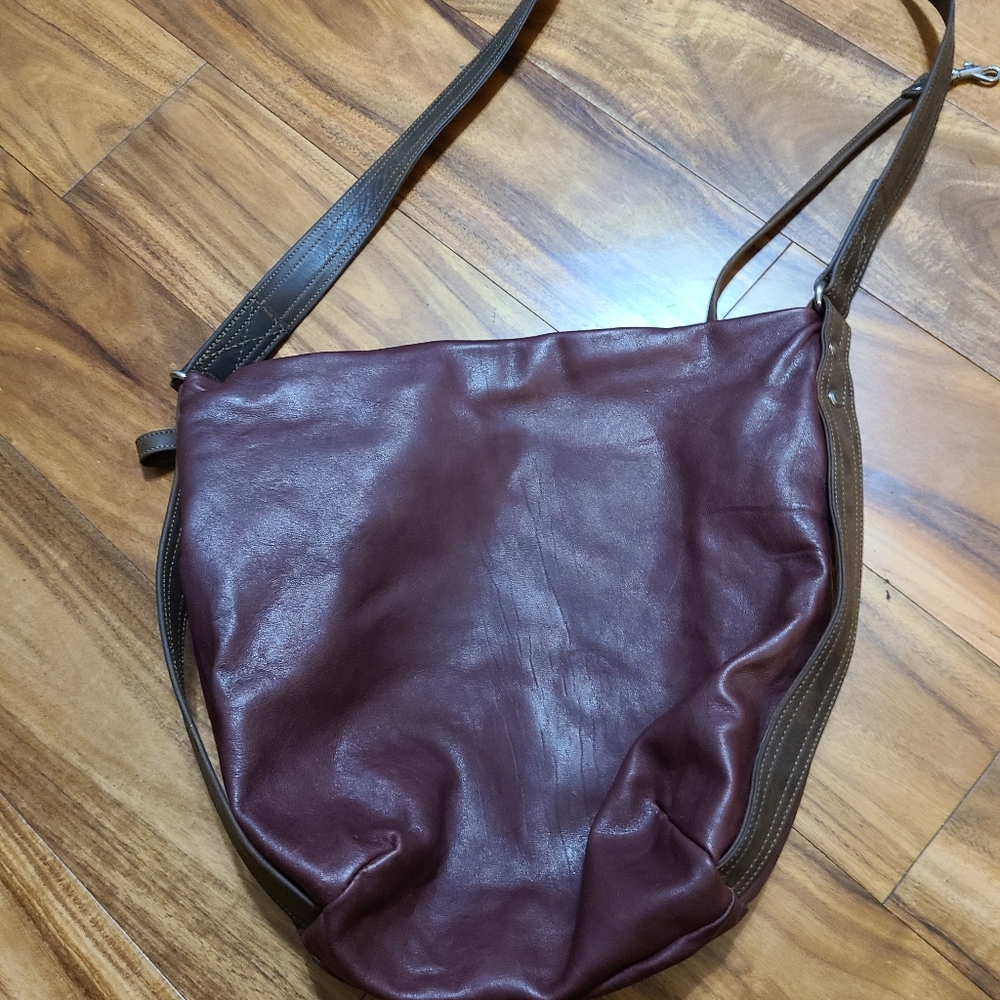 Rough tumble Med hobo Burgundy